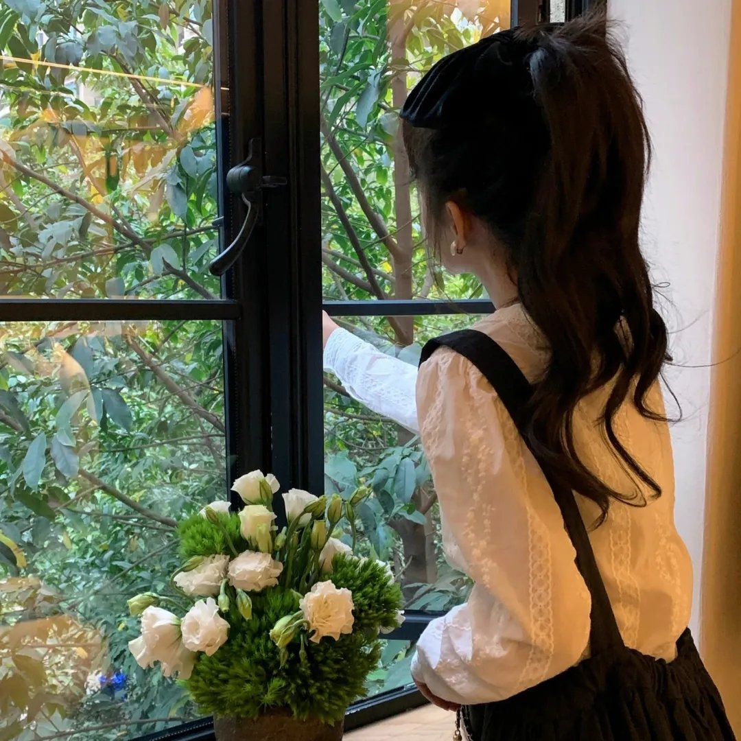 彩虹艳尽半边天
